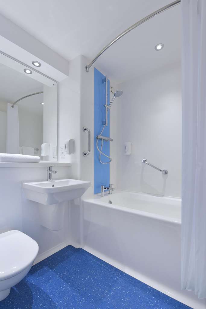 Travelodge Birmingham Oldbury 올드베리 객실 사진